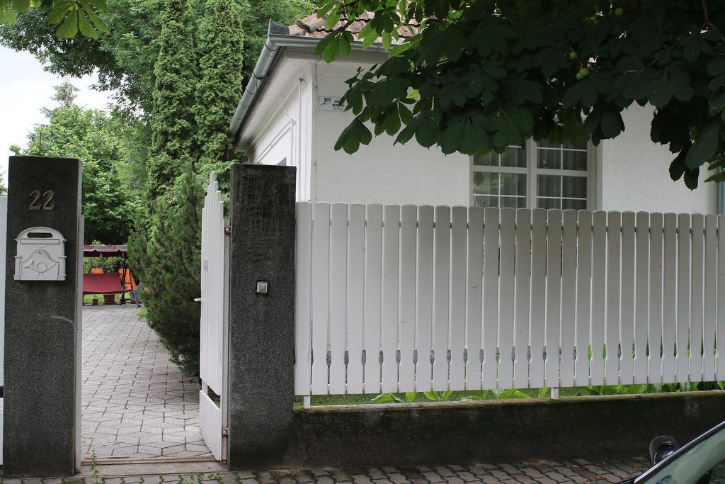 שיופוק Kornel Apartman מראה חיצוני תמונה